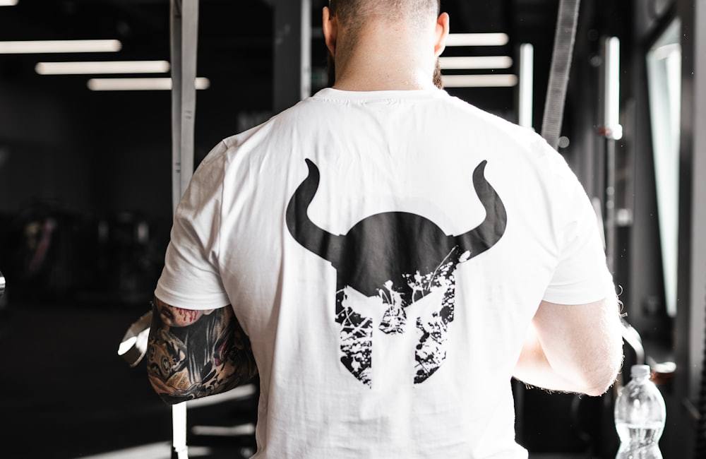 How to Choose the Right Oversized Gym Shirts Manufacturer for Your Fitness Brand