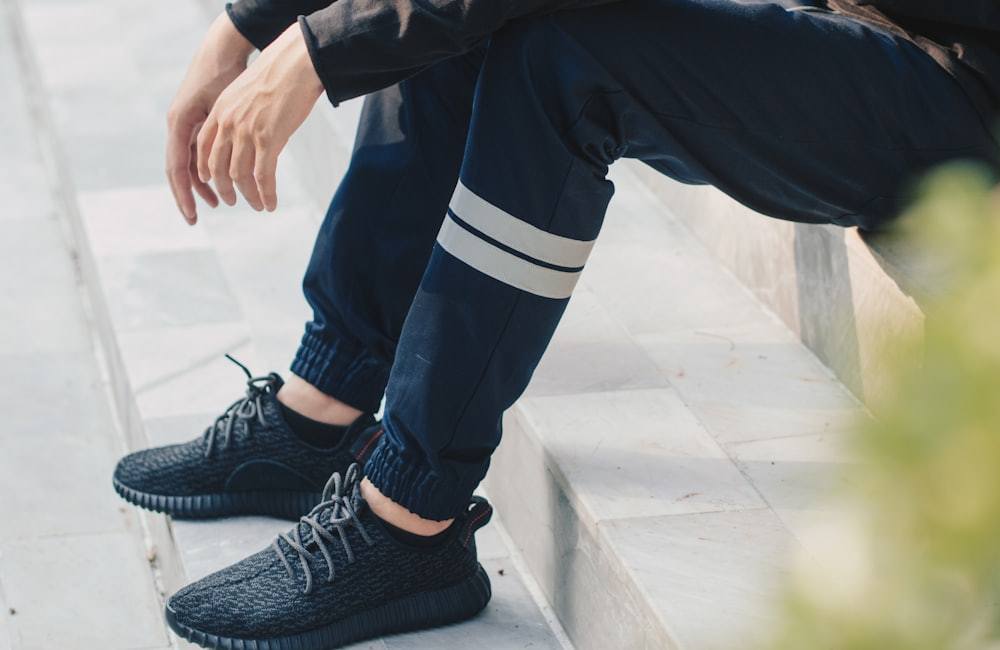 How to Choose the Right Joggers Manufacturer for Your Activewear Brand