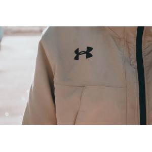 How to Choose the Right Gym Jacket Manufacturer for Your Fitness Brand