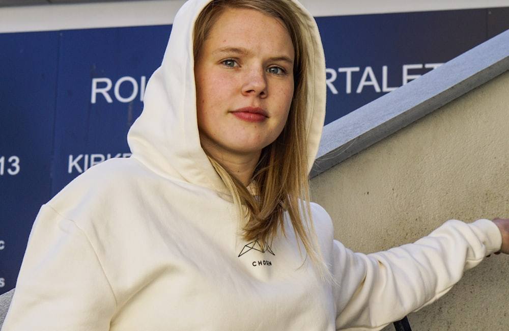 How to Choose the Right Sports Hoodies Manufacturer for Your Sportswear Brand