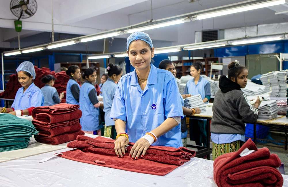 How Sportswear Manufacturers in Dongguan Compare to Those in Guangzhou and Fujian