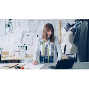 Activewear Tech Pack Guide: What to Include for Accurate Sampling and Production