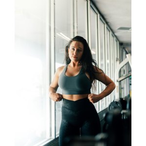 How Startups Can Reduce Activewear MOQ Without Sacrificing Quality