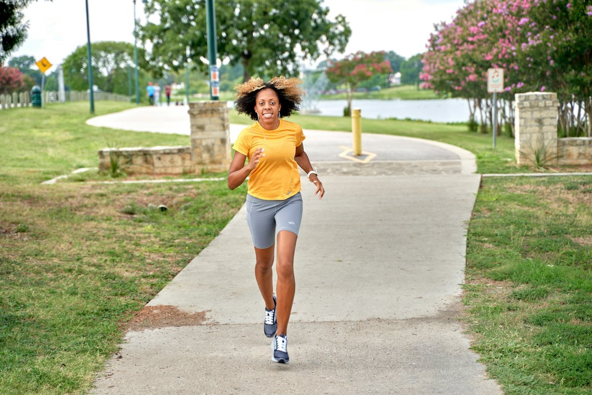Moisture-Wicking Fabric Explained: Tests, Standards and Limitations