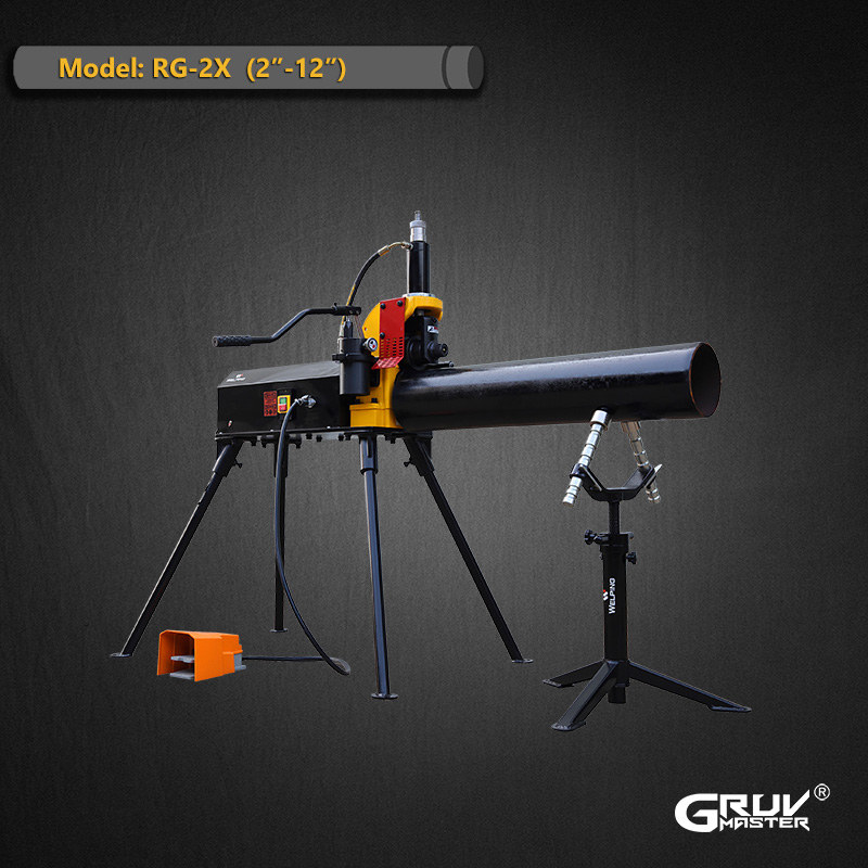 GruvMaster RG-2X roll grooving machine working with steel pipe