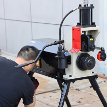Steel pipe rolling groove machine operation guide