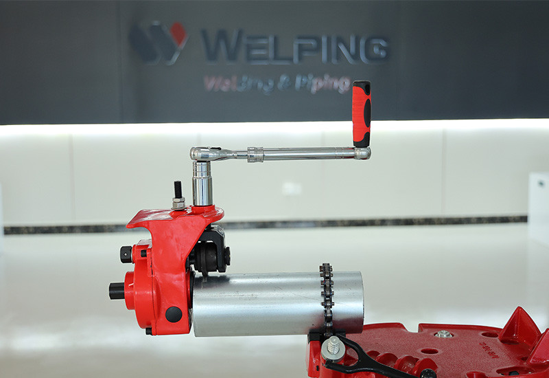roll groover machine