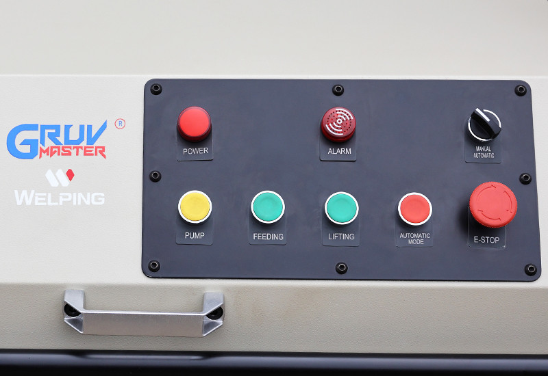 roll groover machine