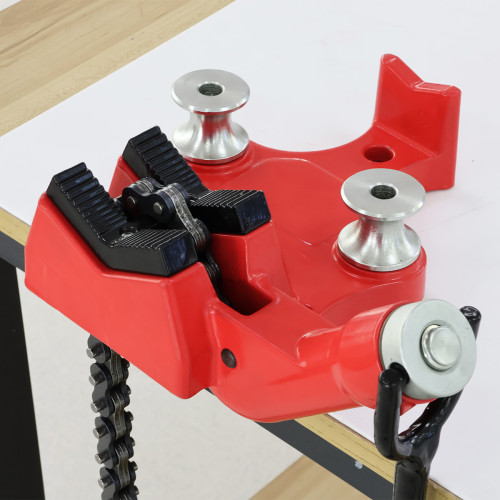 VH402 Bench Chain Vise | Heavy-Duty Pipe Chain Vise for Threading and Fabrication