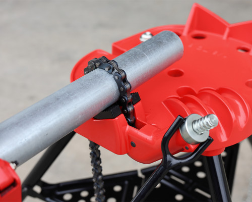 VH401 Tri-stand Pipe Vise for Job Site Pipe Processing