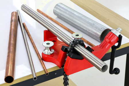 Why a Bench Pipe Vise Is Often Preferred in Workshop Pipe Processing