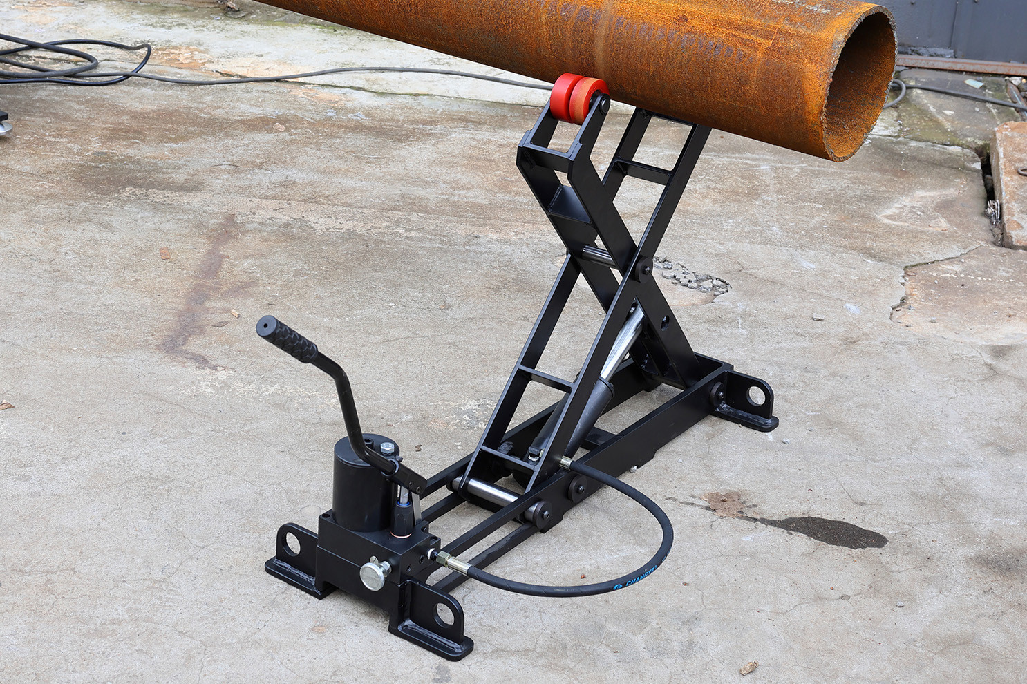 roll groover machine