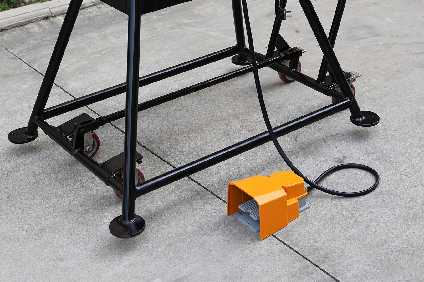 roll groover machine