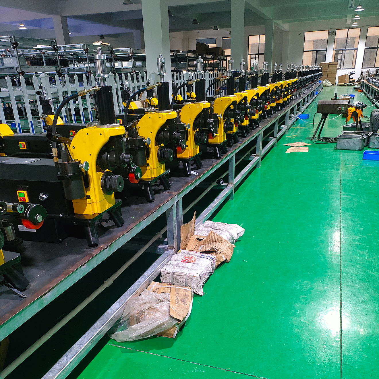 Gruvmaster Factory Story | Nearly 200 RG-1M & RG-2M Manual Roll Groovers Ready for U.S. Shipment
