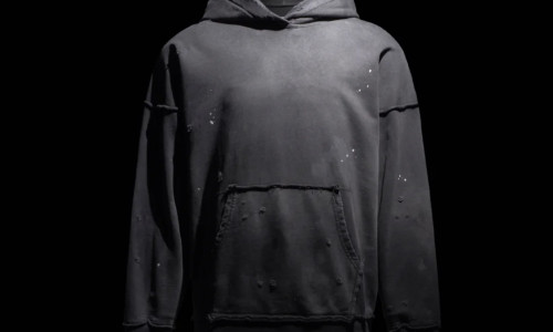 Le guide ultime des sweats à capuche délavés à l'acide : histoire, styles et comment les porter