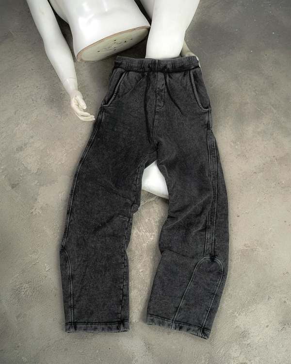Custom Washed Stacked Denim Jeans – Loose Fit Plus Size Style | OEM & ODM Manufacturer for Brands