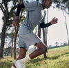 How to Choose the Right Men's Sportswear for Your Routine Exercise