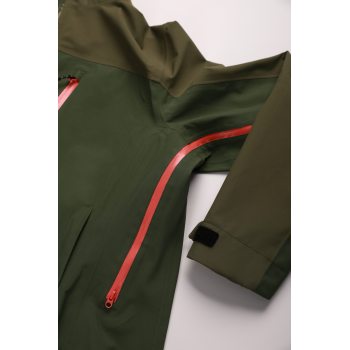 Custom Women's Slim-fit Hiking Jacket, Waterproof and Windproof, Adjustable Hat