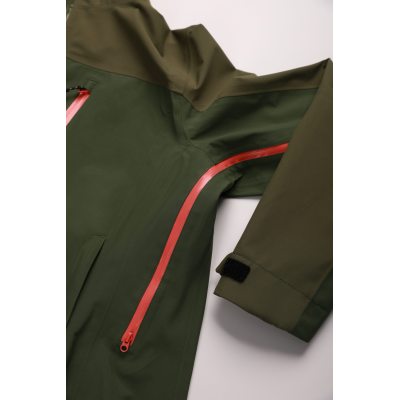 Custom Women's Slim-fit Hiking Jacket, Waterproof and Windproof, Adjustable Hat