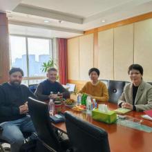 Uniouter, a professional outdoor workwear brand, welcomes Swedish clients for a visit to deepen cooperation and look forward to the future!