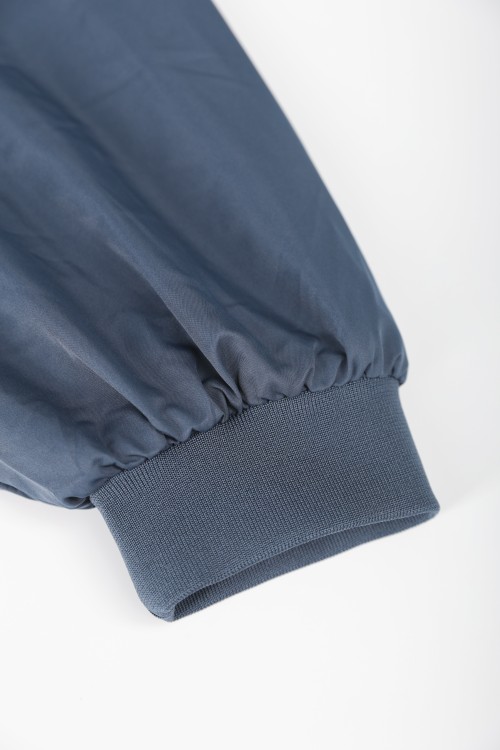 Custom Scrub Top with Elastic Cuffs – Lightweight, OEM & Bulk Order Support