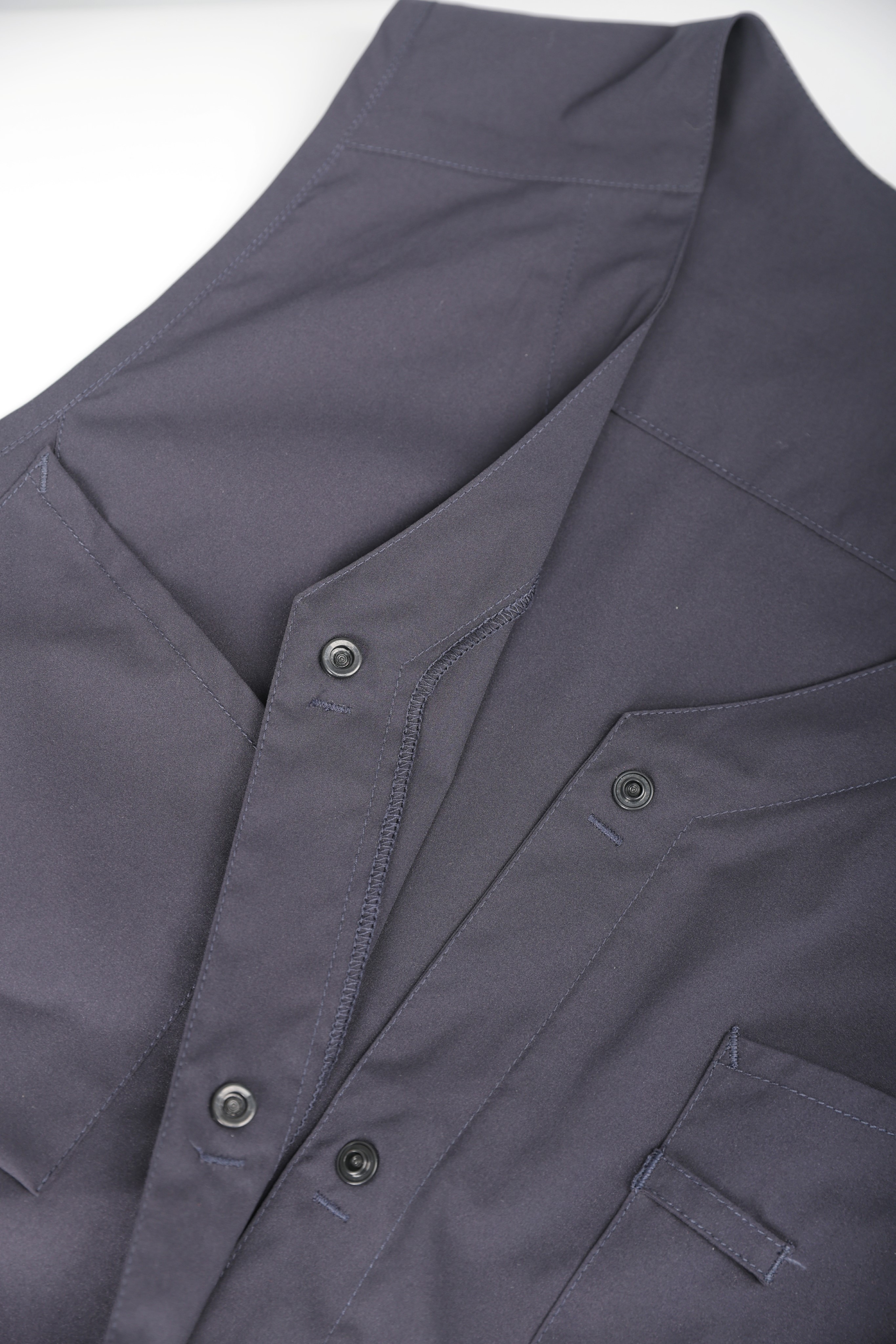 Nursing Vest Collar Detail