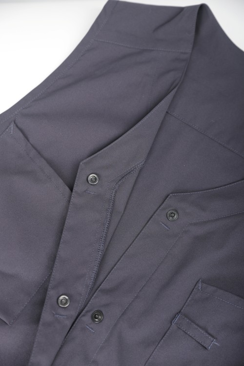 Custom Nursing Vest – Comfortable and Lightweight, Ideal for Daily Care