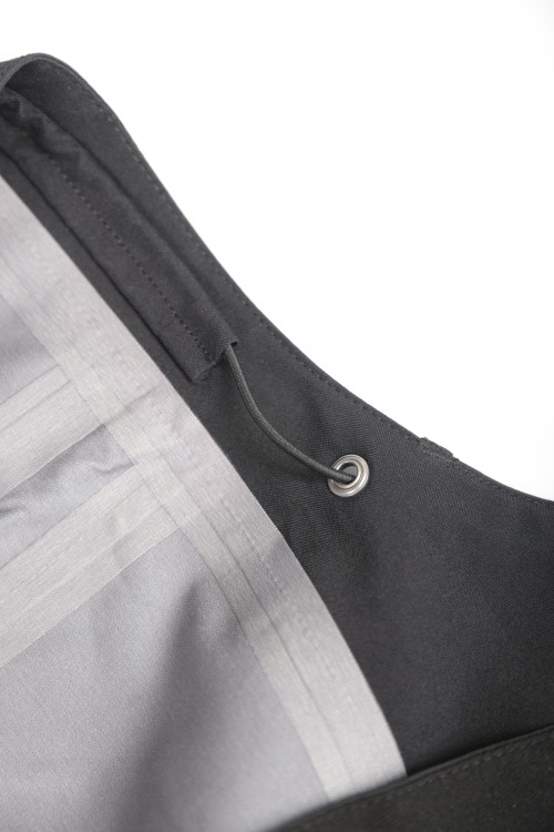 Custom Technical Mountaineering Jacket – 3-Layer Design, Windproof & Waterproof