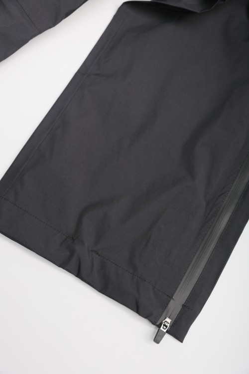 Custom Waterproof Windproof Commuter Pants – Suitable for City and Outdoor Use