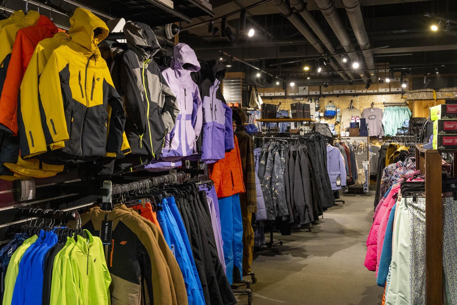 hiking clothing manufacturer