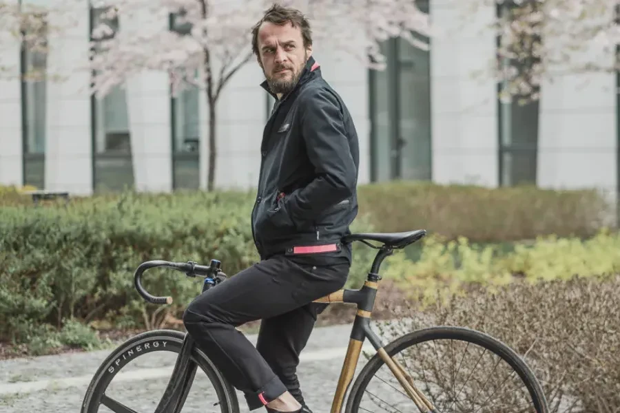 custom hiking manufacturer