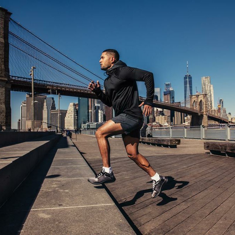 Nachhaltige Produktion in der Outdoor-Bekleidung: Wie man eine umweltfreundlichere Lieferkette aufbaut