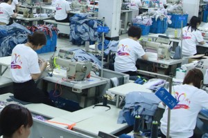 China Performance Outdoor Clothing Factory