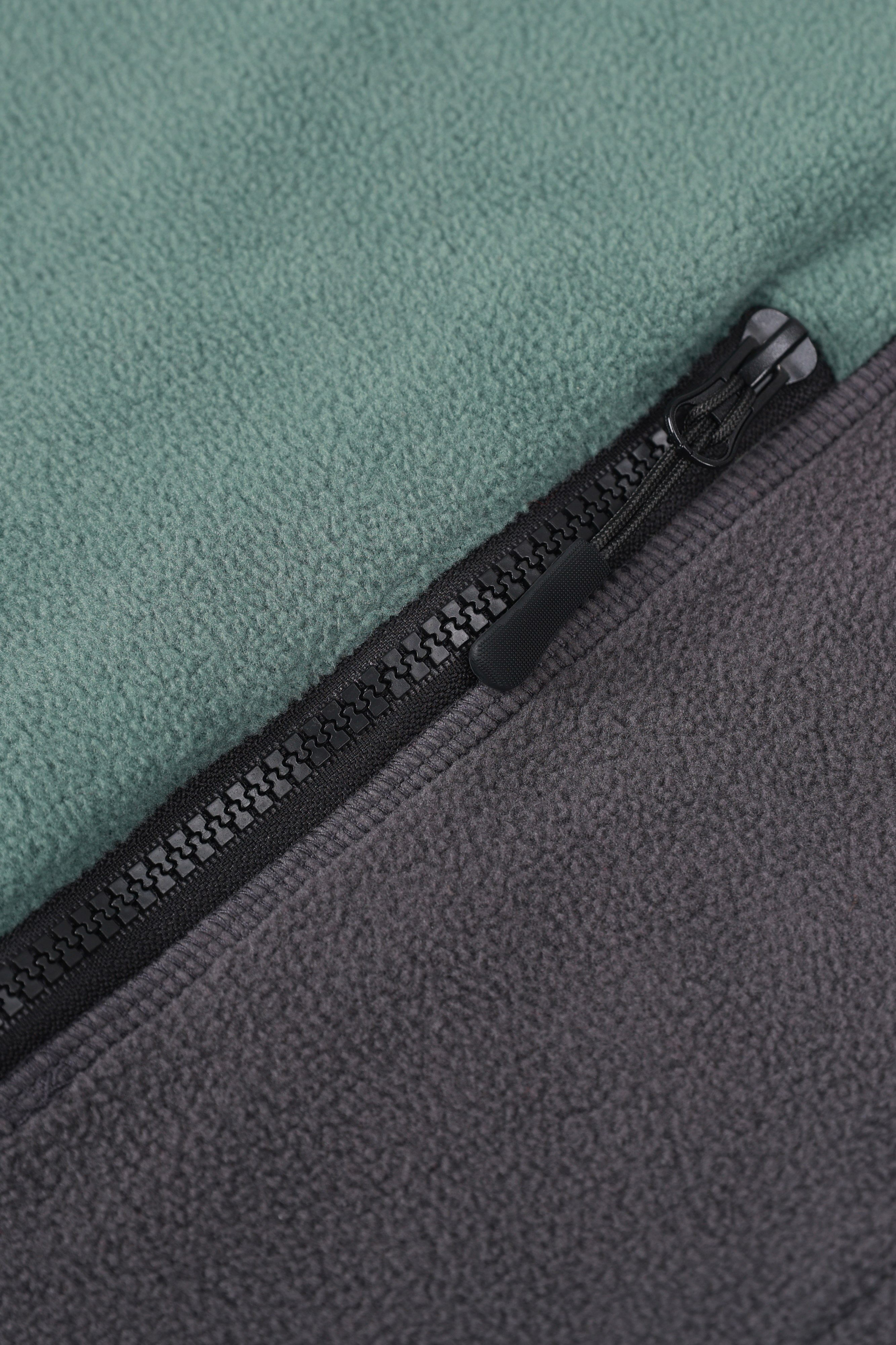 Insulated jacket Manufacturer