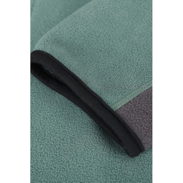 Outdoor Adventure Clothing