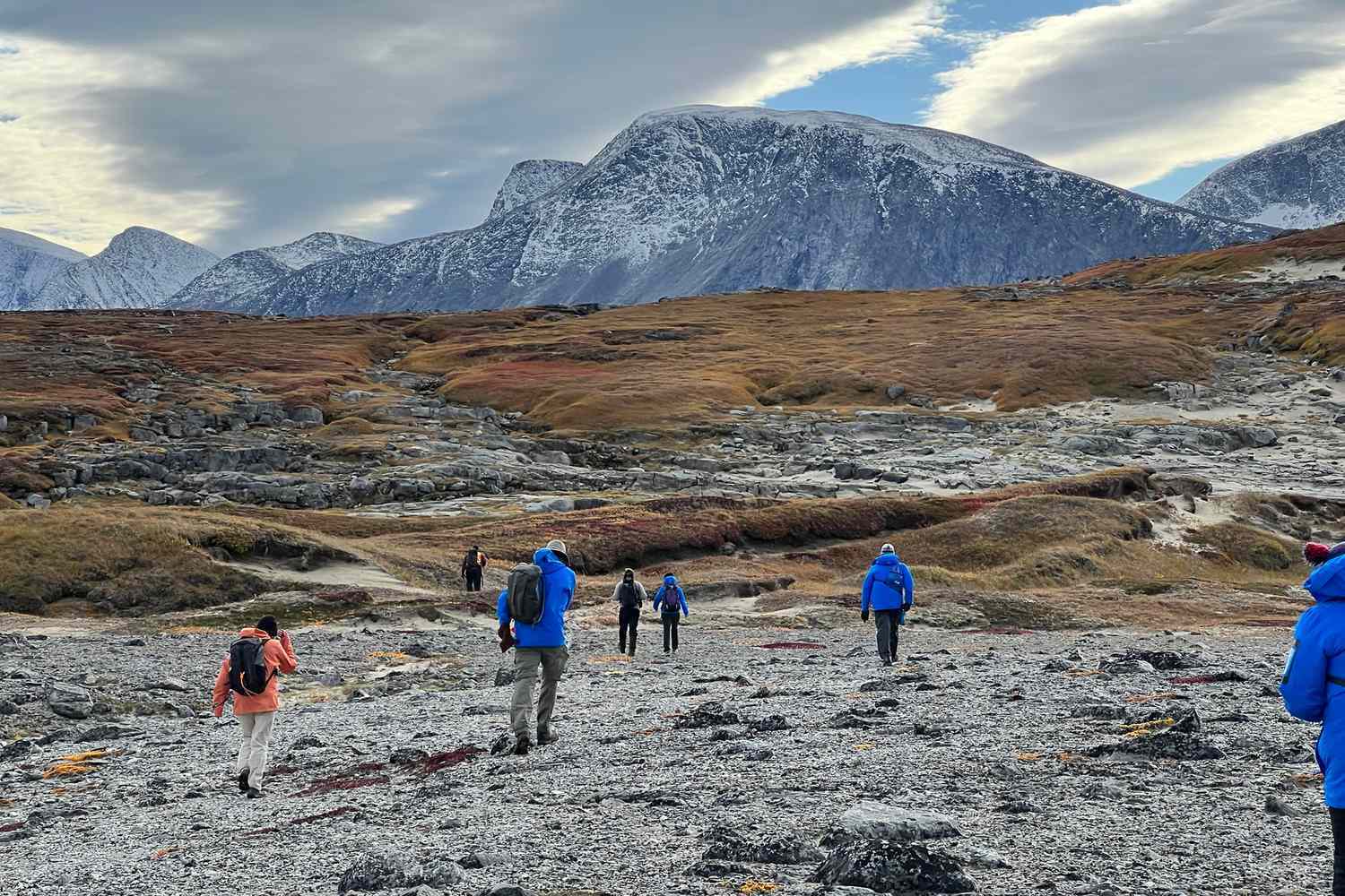 hiking clothing manufacturer