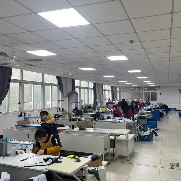 Custom Fitness Clothing Manufacturer