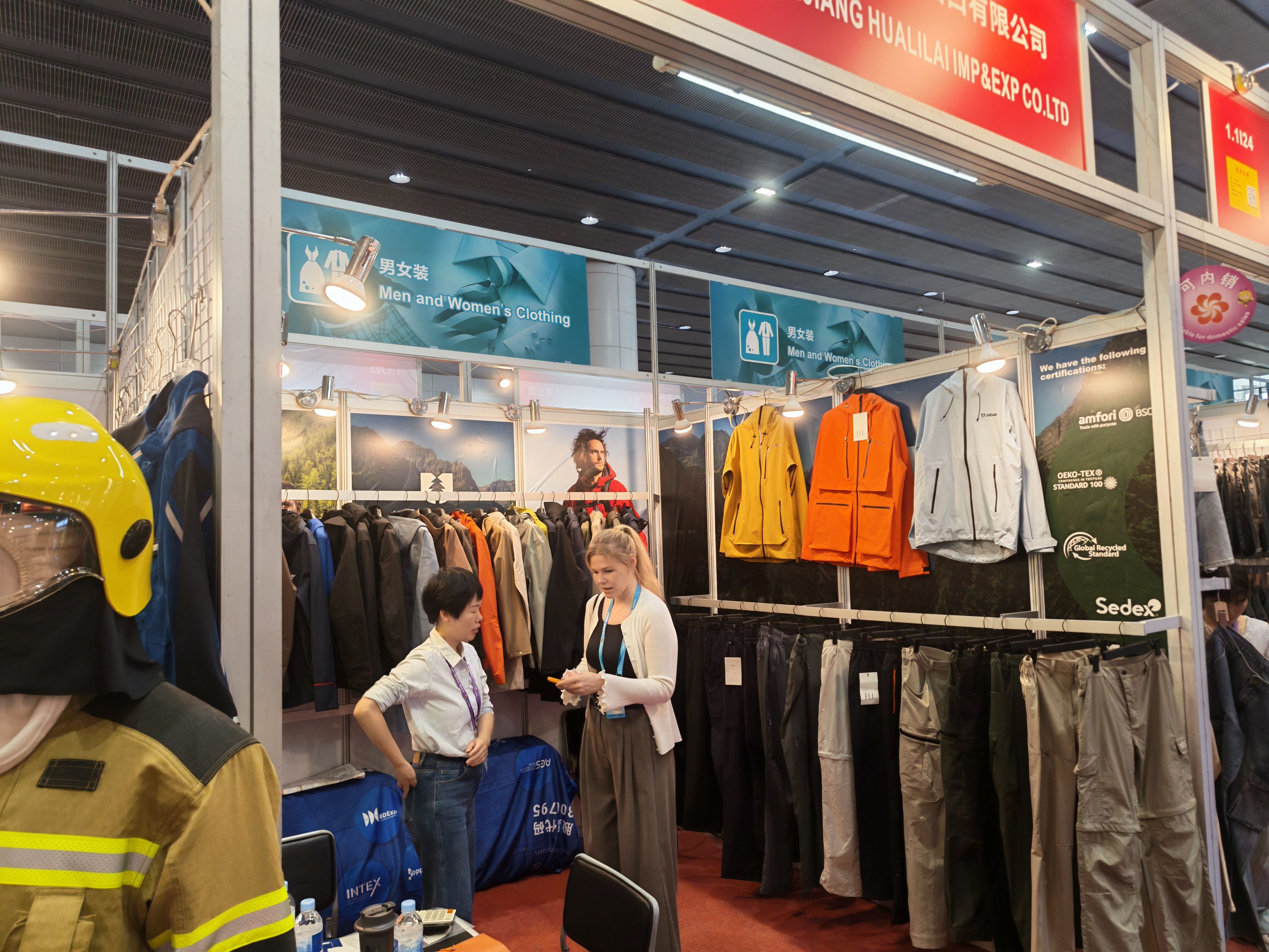 outdoor jacket manufacturer