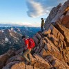 Fabricantes de equipos originales para actividades al aire libre con bajo pedido mínimo: la solución de UniOuter para startups frente a las fábricas tradicionales de ropa de senderismo.