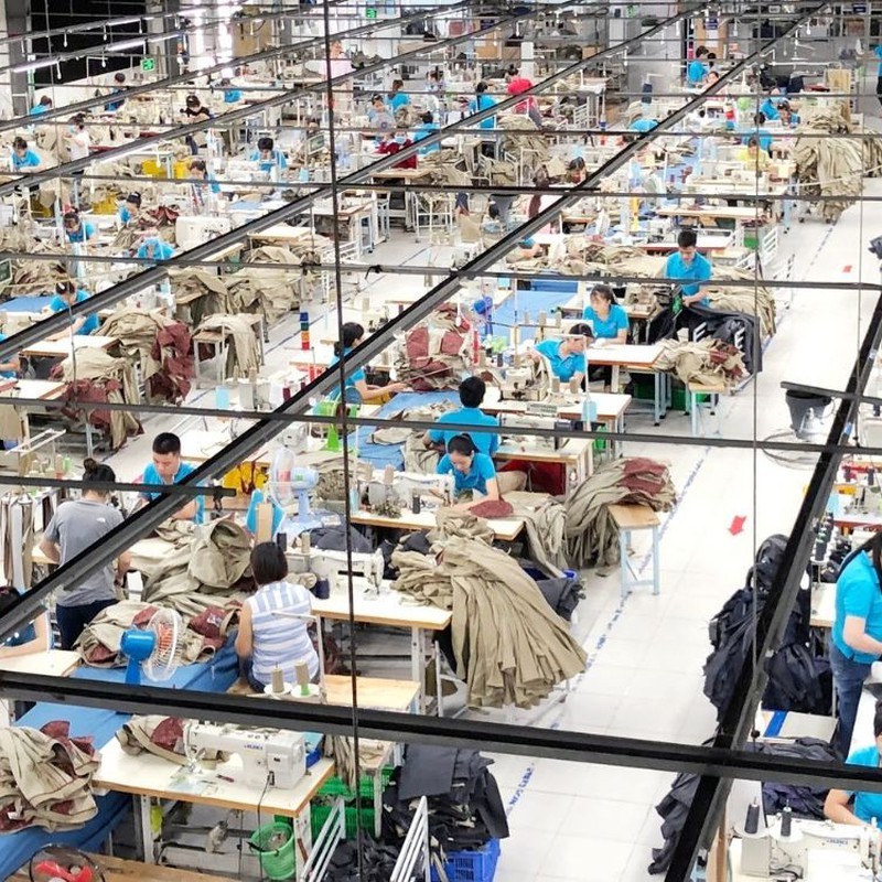 Guía de abastecimiento de chaquetas de senderismo 2026: ¿Qué fábrica con bajo pedido mínimo y plazos de entrega rápidos se adapta mejor a las nuevas marcas de ropa para actividades al aire libre?