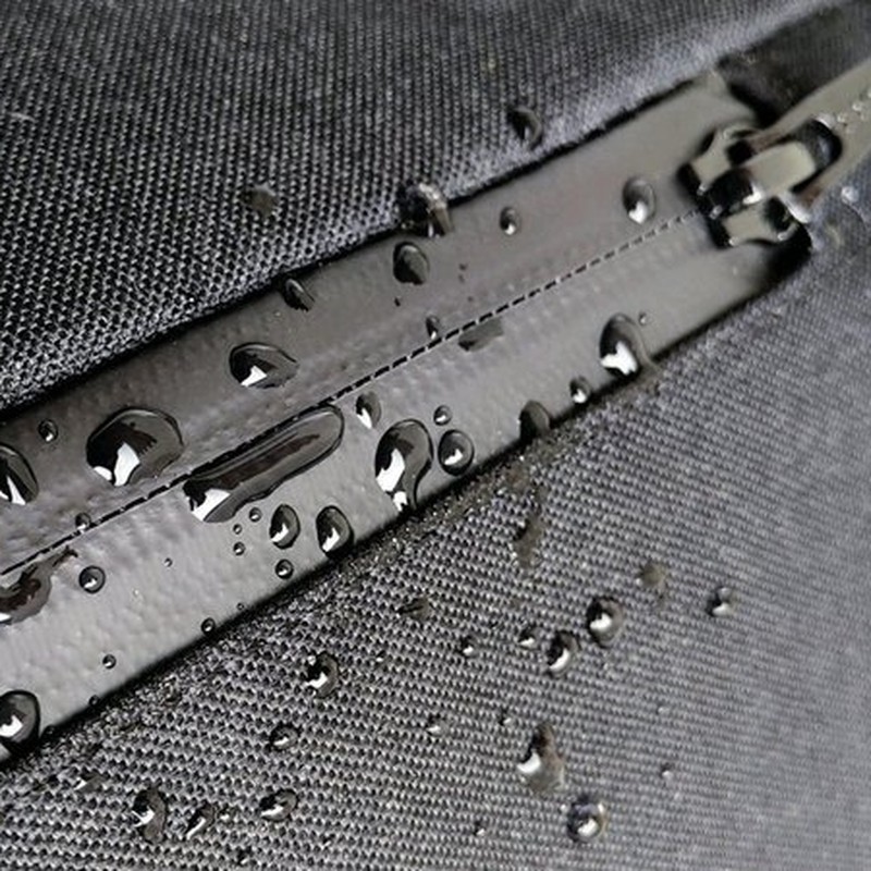户外服装如何防水？防水技术完整指南