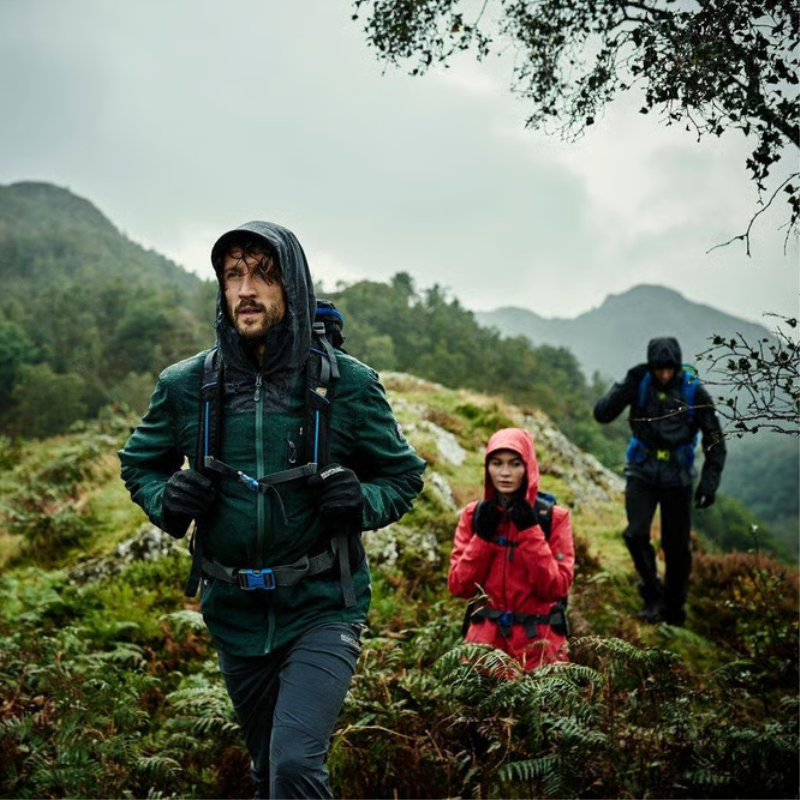 10 Renowned Outdoor Clothing Manufacturers in the USA to Help Build Your Premium Brand