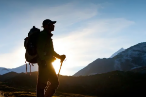 How to Find an Outdoor Clothing Manufacturer That Supports Low MOQ for Start Ups