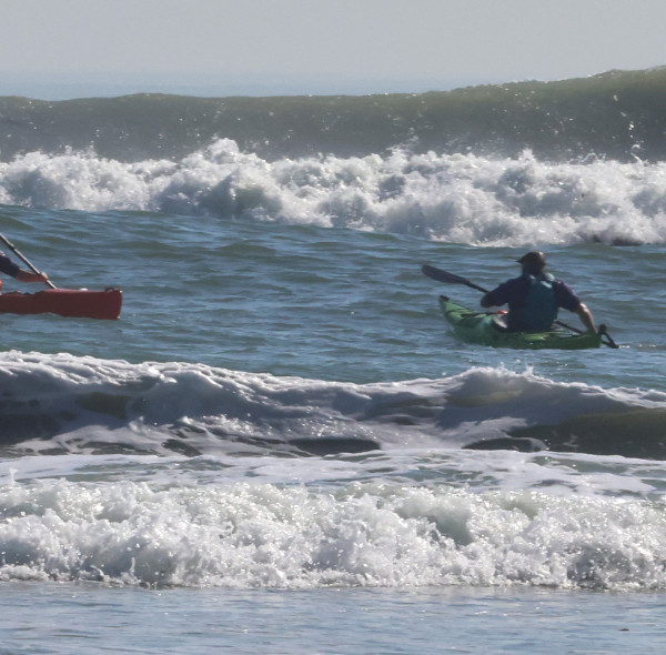 First test of Bingo430 and F425 surfski