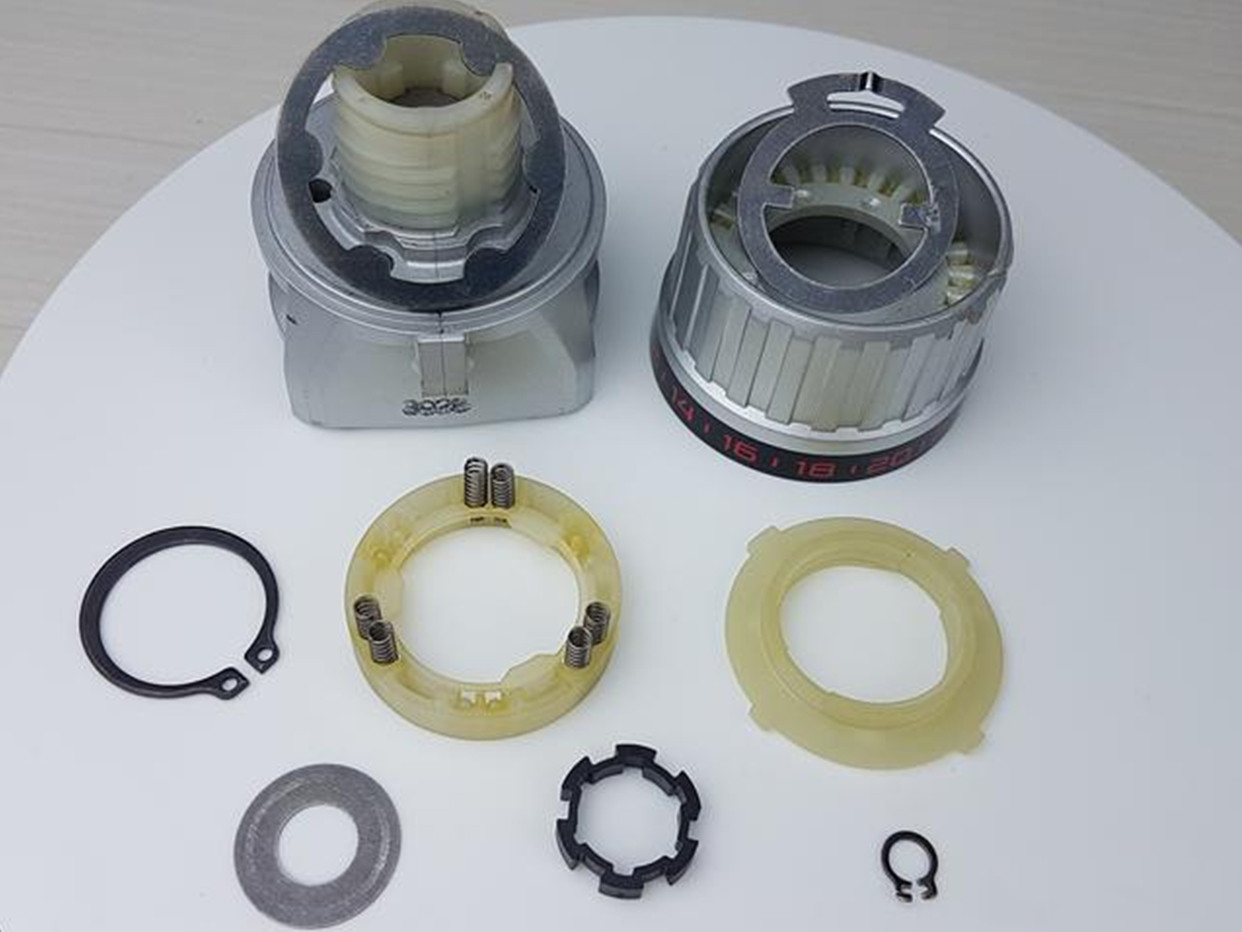 Torque adjustment section