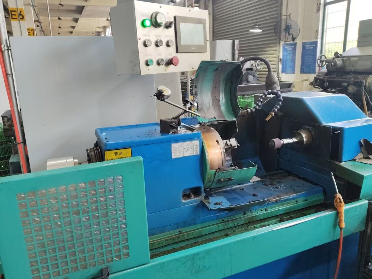 PairGears internal grinding machine for precision gear-bore finishing