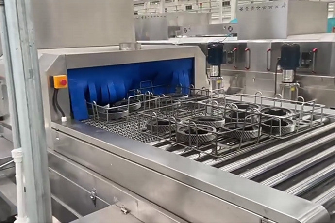 PairGears gear cleaning and anti-rust treatment before shipment