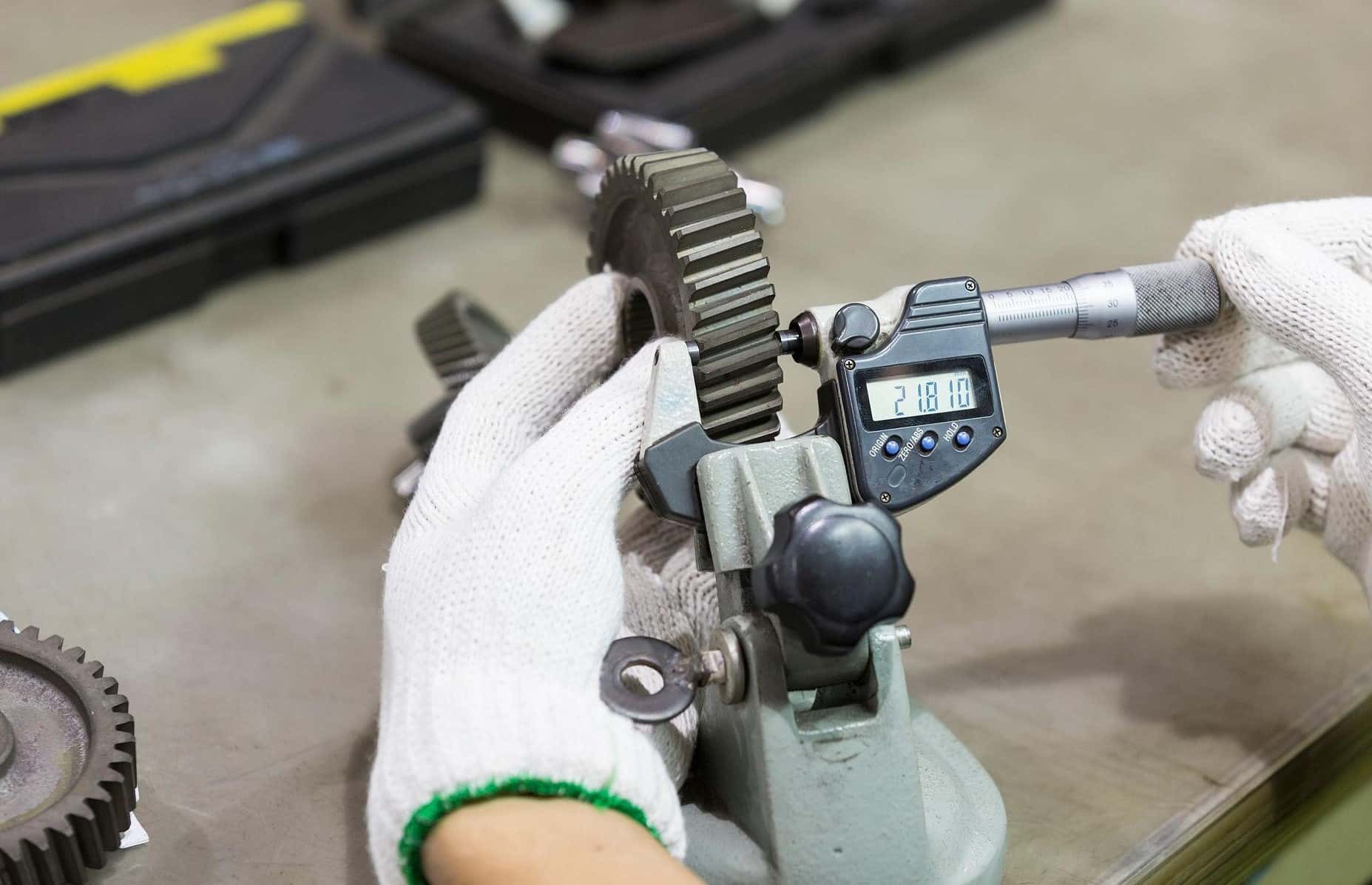 Gear tooth thickness measurement