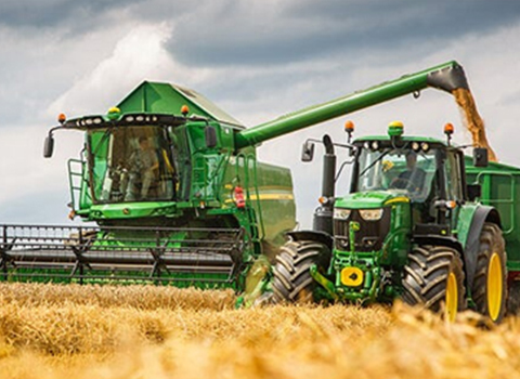 Custom sprockets for agricultural machinery