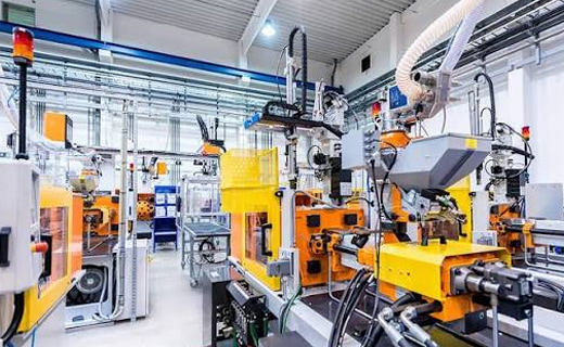 Custom plastic gears used in industrial machinery